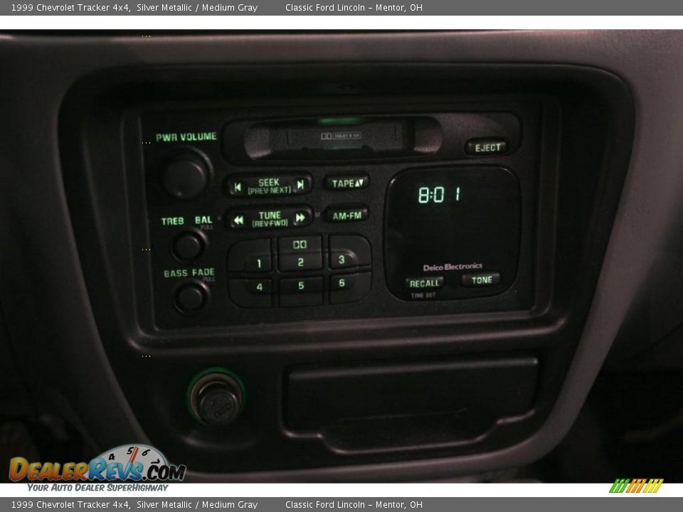 1999 Chevrolet Tracker 4x4 Silver Metallic / Medium Gray Photo #15