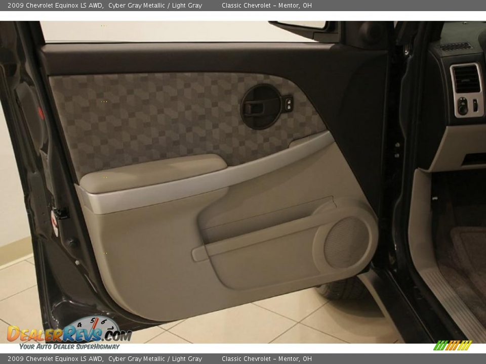 2009 Chevrolet Equinox LS AWD Cyber Gray Metallic / Light Gray Photo #8