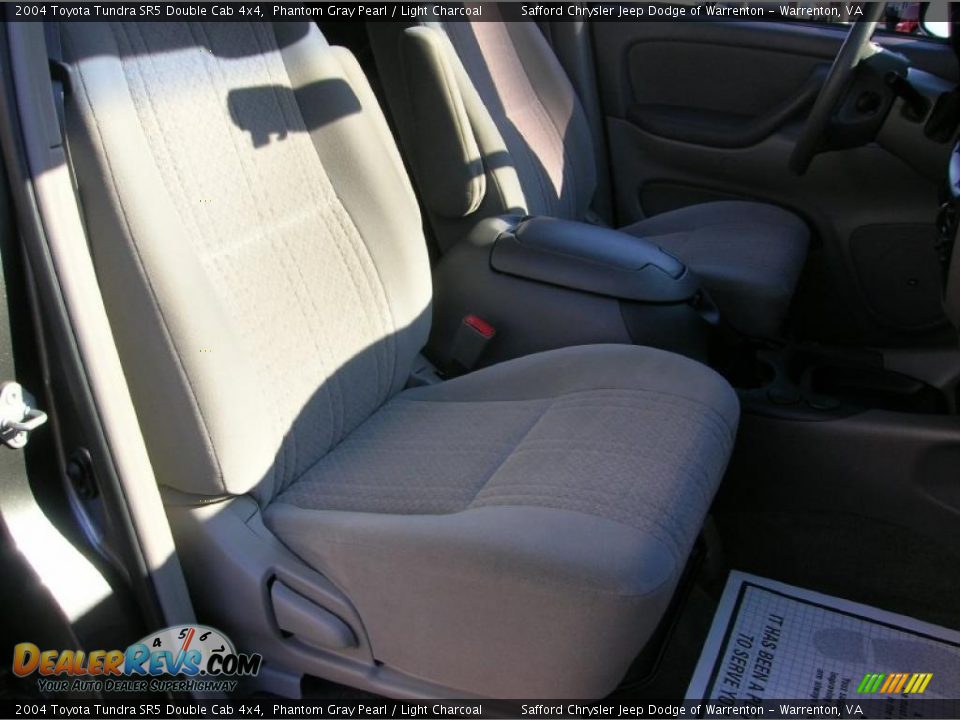 2004 Toyota Tundra SR5 Double Cab 4x4 Phantom Gray Pearl / Light Charcoal Photo #3