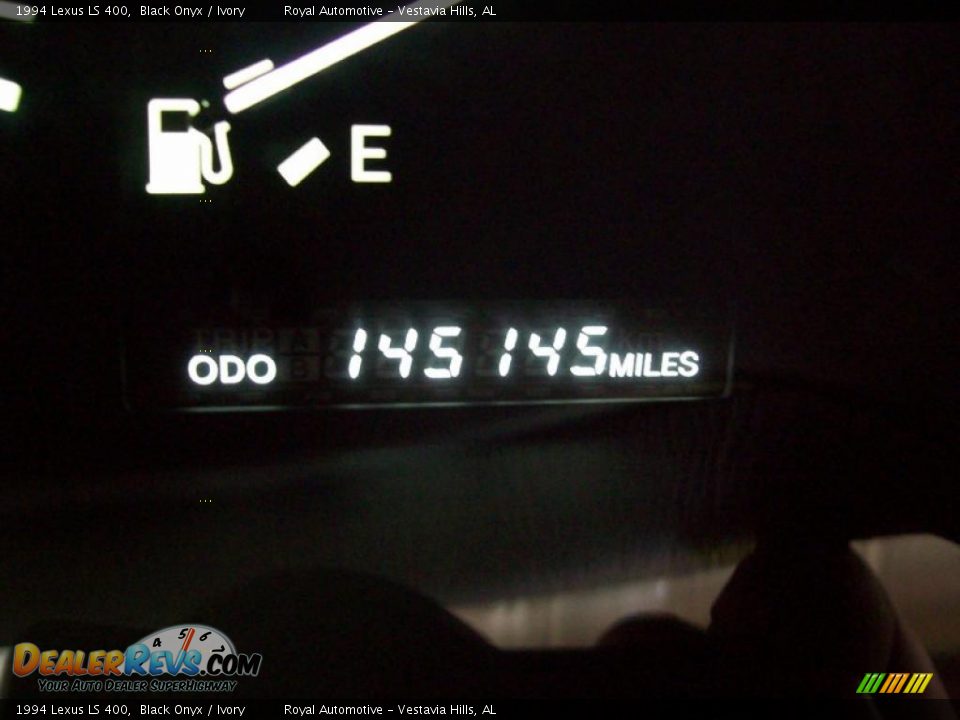 1994 Lexus LS 400 Black Onyx / Ivory Photo #15