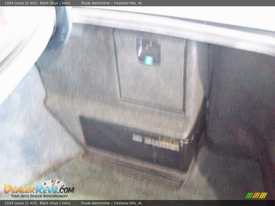 1994 Lexus LS 400 Black Onyx / Ivory Photo #23