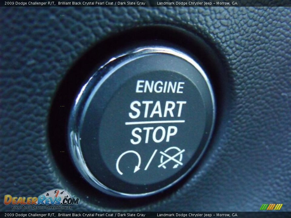 2009 Dodge Challenger R/T Brilliant Black Crystal Pearl Coat / Dark Slate Gray Photo #24