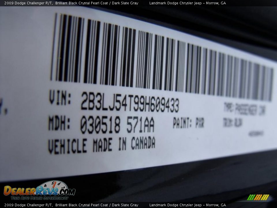 2009 Dodge Challenger R/T Brilliant Black Crystal Pearl Coat / Dark Slate Gray Photo #29