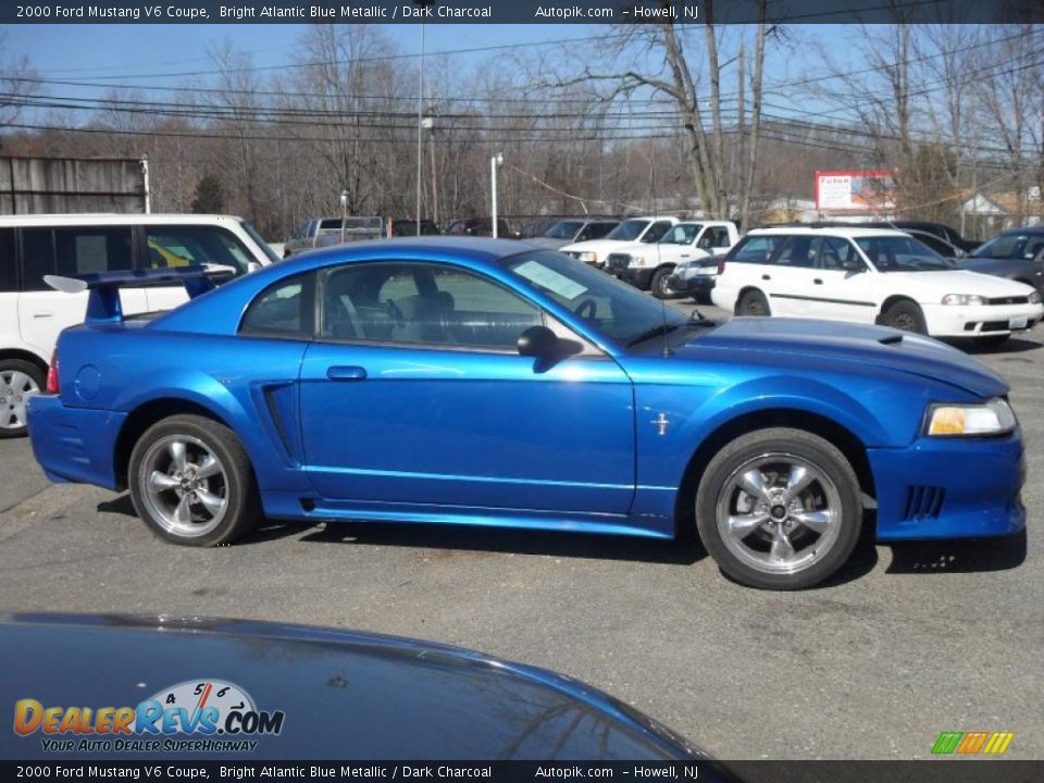 2000 Ford Mustang V6 Coupe Bright Atlantic Blue Metallic / Dark Charcoal Photo #4