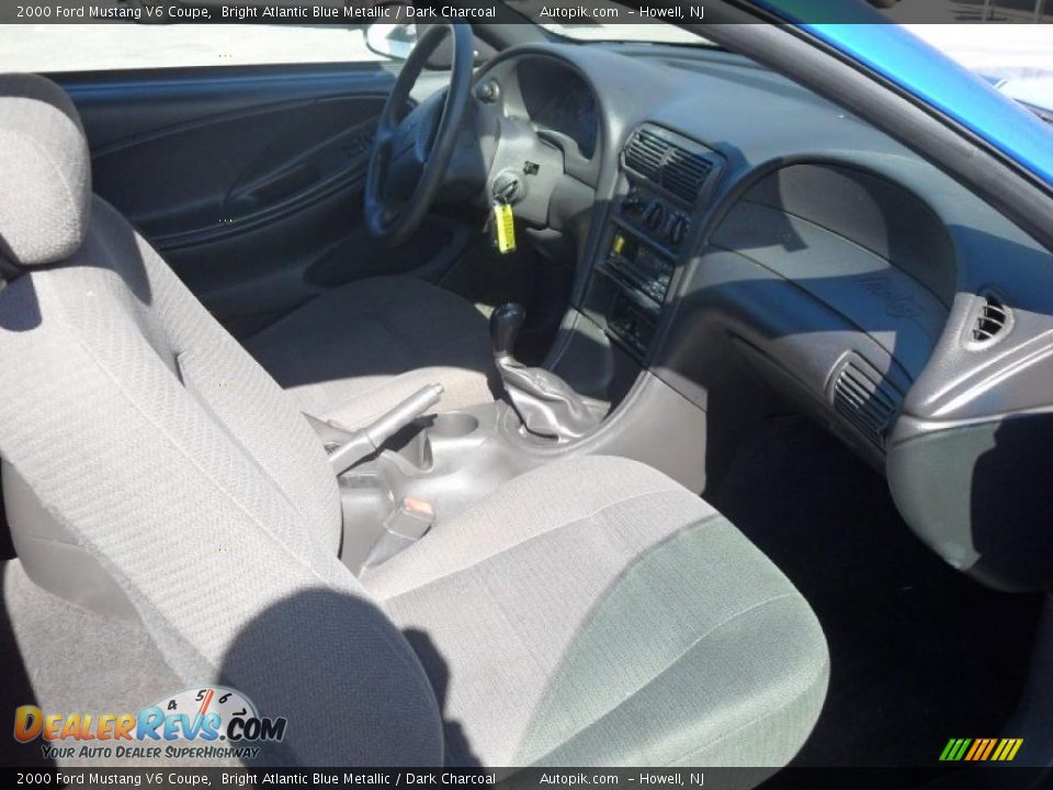 2000 Ford Mustang V6 Coupe Bright Atlantic Blue Metallic / Dark Charcoal Photo #10
