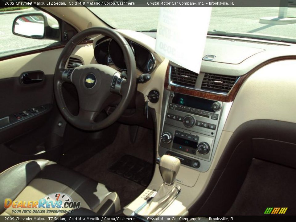 2009 Chevrolet Malibu LTZ Sedan Gold Mist Metallic / Cocoa/Cashmere Photo #11