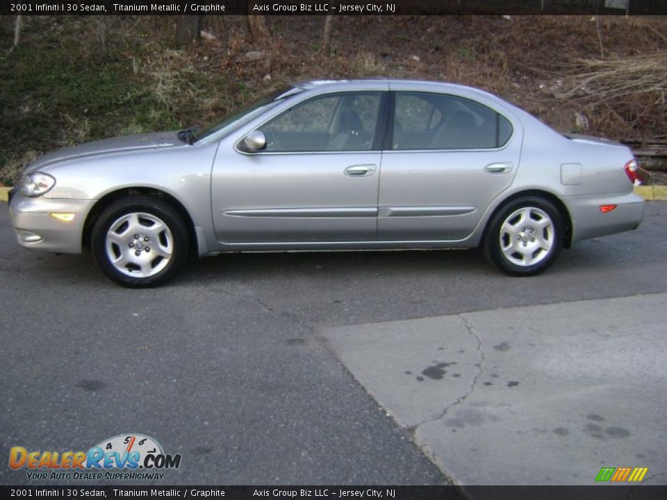 2001 Infiniti I 30 Sedan Titanium Metallic / Graphite Photo #1