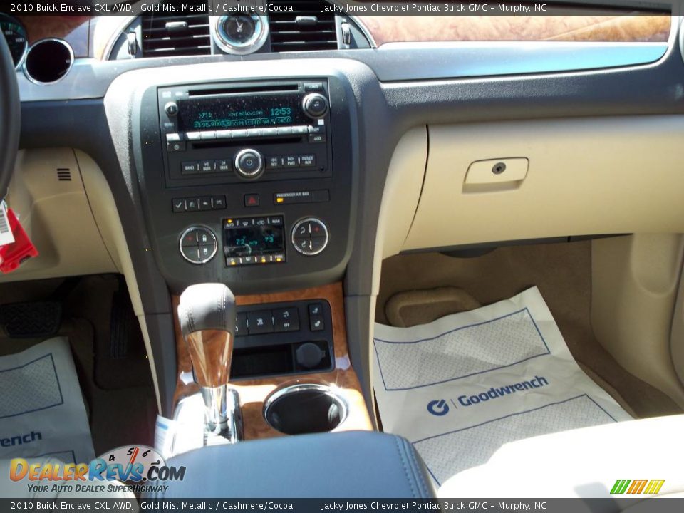 2010 Buick Enclave CXL AWD Gold Mist Metallic / Cashmere/Cocoa Photo #13