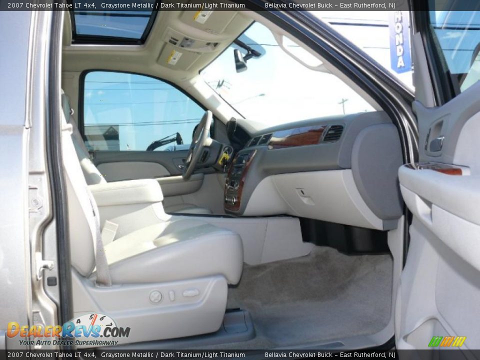 2007 Chevrolet Tahoe LT 4x4 Graystone Metallic / Dark Titanium/Light Titanium Photo #8