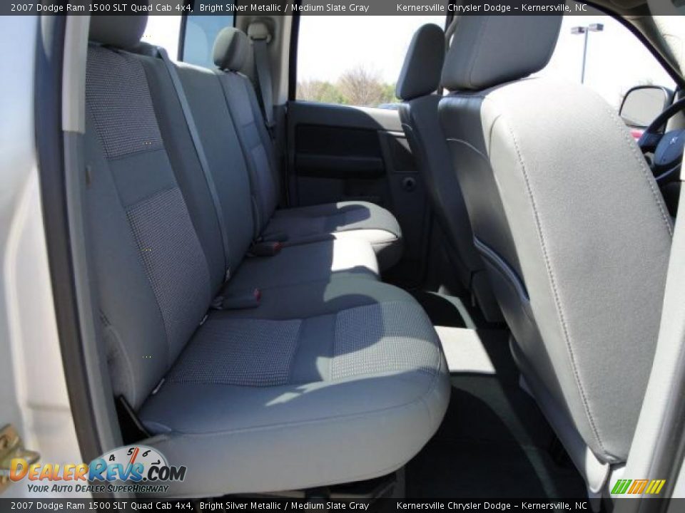 2007 Dodge Ram 1500 SLT Quad Cab 4x4 Bright Silver Metallic / Medium Slate Gray Photo #16