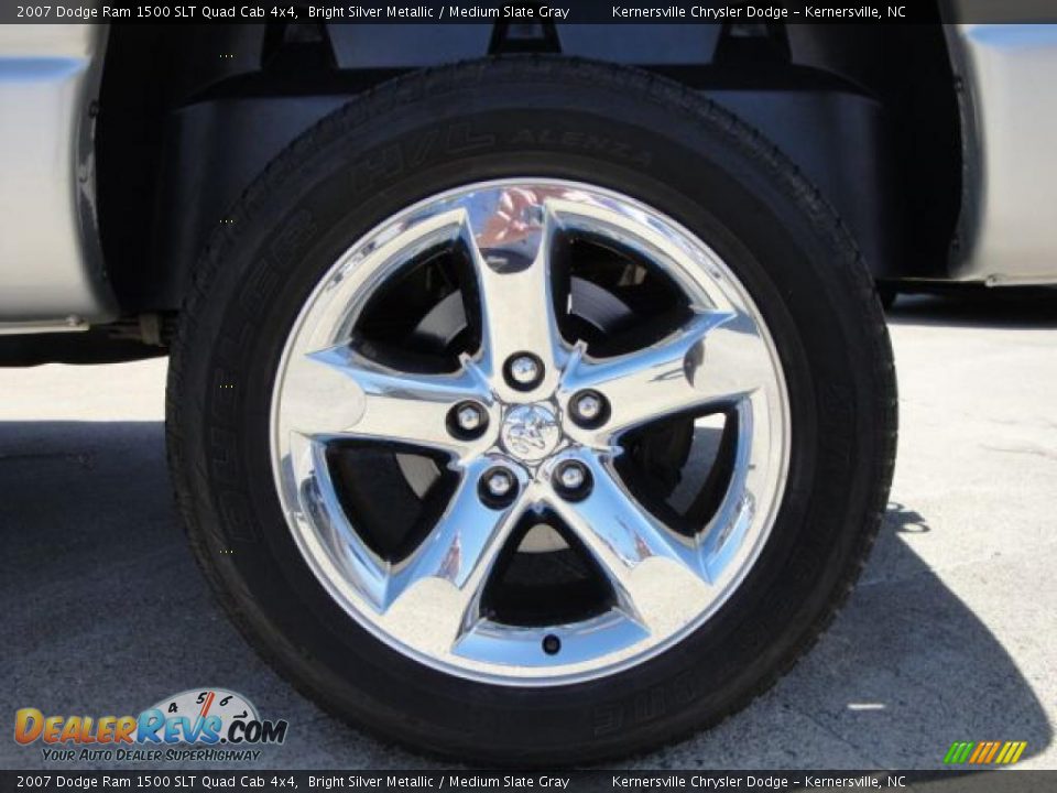 2007 Dodge Ram 1500 SLT Quad Cab 4x4 Bright Silver Metallic / Medium Slate Gray Photo #28