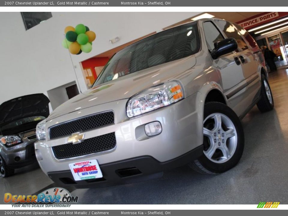 2007 Chevrolet Uplander LS Gold Mist Metallic / Cashmere Photo #2