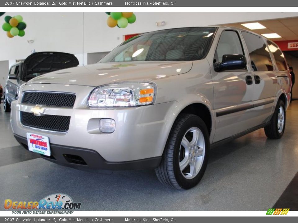 2007 Chevrolet Uplander LS Gold Mist Metallic / Cashmere Photo #3