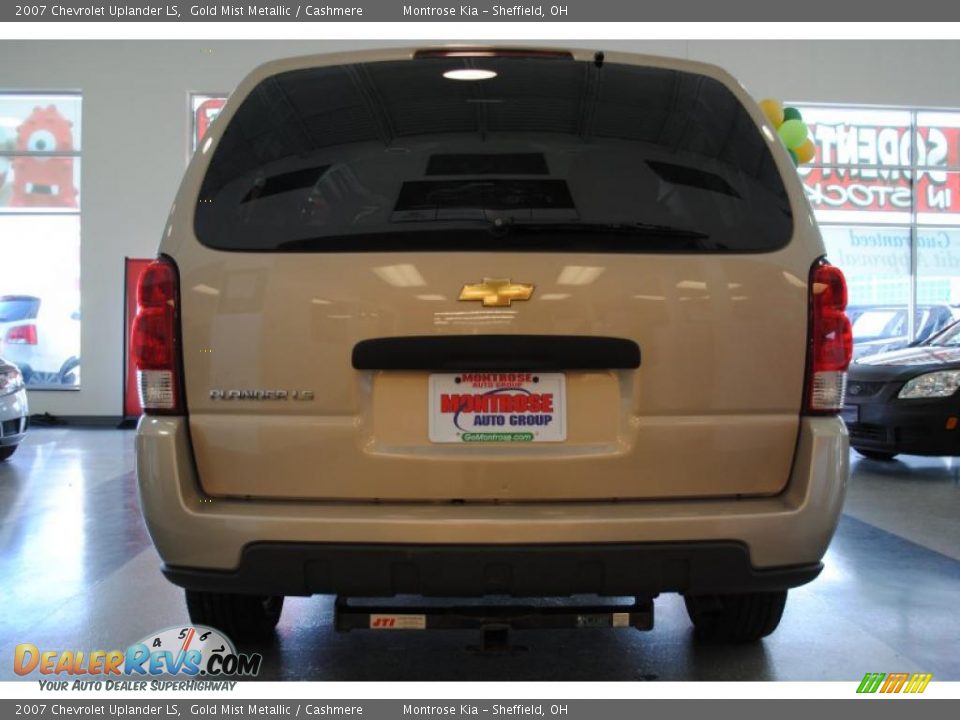 2007 Chevrolet Uplander LS Gold Mist Metallic / Cashmere Photo #7