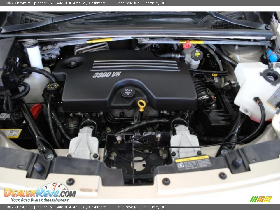 2007 Chevrolet Uplander LS Gold Mist Metallic / Cashmere Photo #27