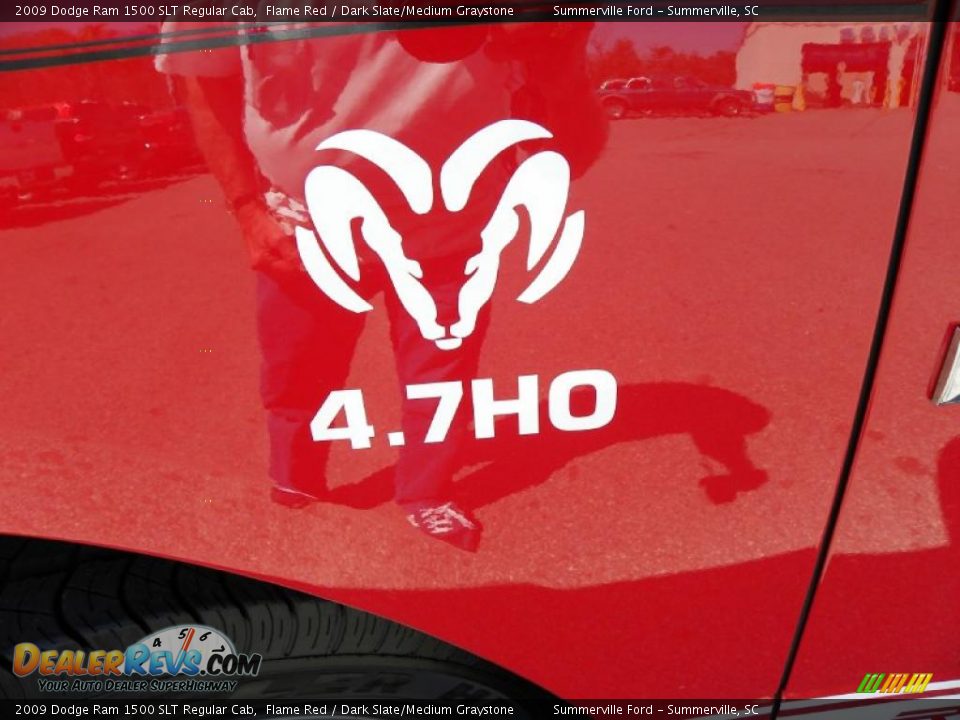 2009 Dodge Ram 1500 SLT Regular Cab Flame Red / Dark Slate/Medium Graystone Photo #15