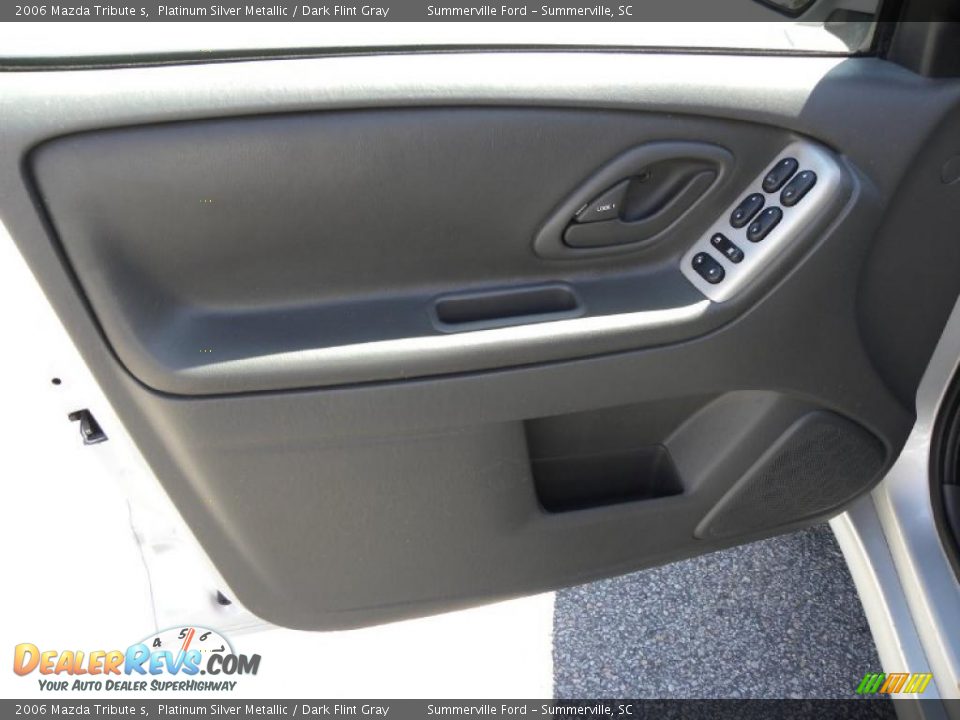 2006 Mazda Tribute s Platinum Silver Metallic / Dark Flint Gray Photo #6