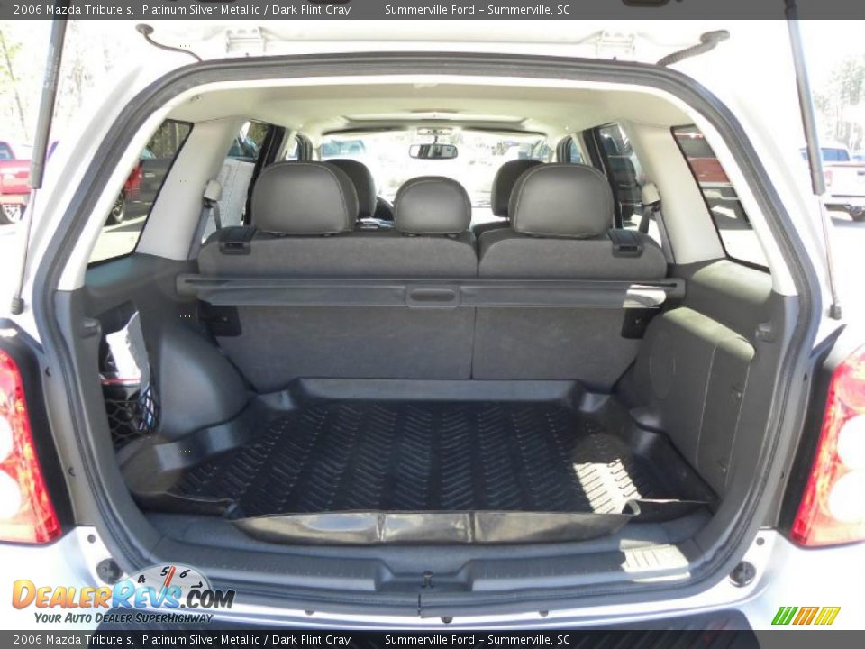 2006 Mazda Tribute s Platinum Silver Metallic / Dark Flint Gray Photo #15