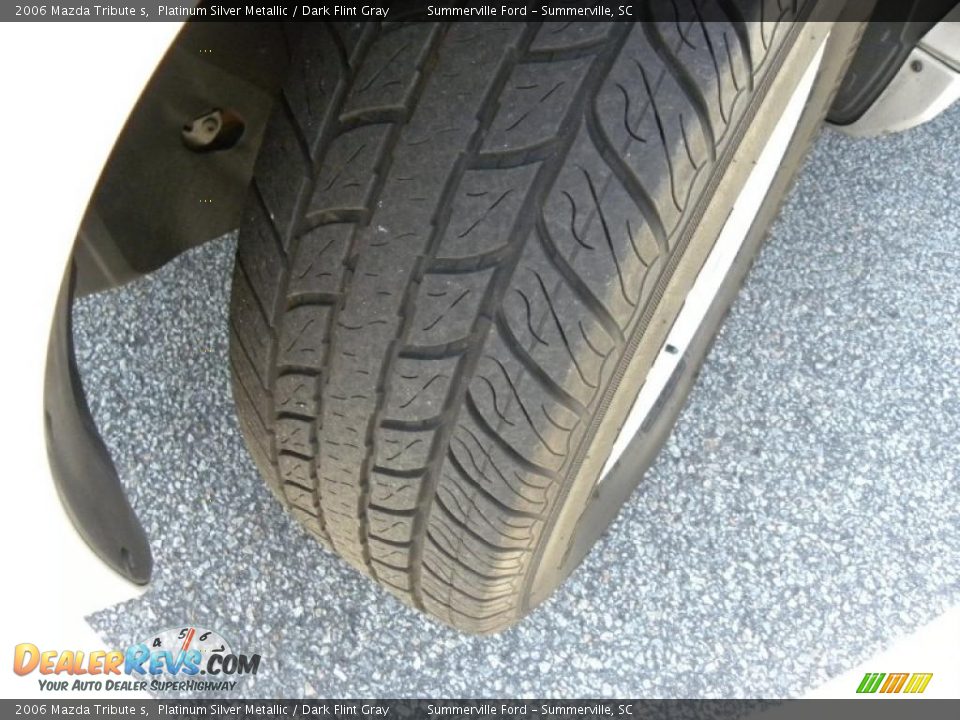 2006 Mazda Tribute s Platinum Silver Metallic / Dark Flint Gray Photo #18