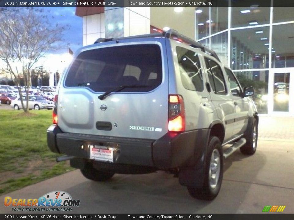 2001 Nissan Xterra XE V6 4x4 Silver Ice Metallic / Dusk Gray Photo #17