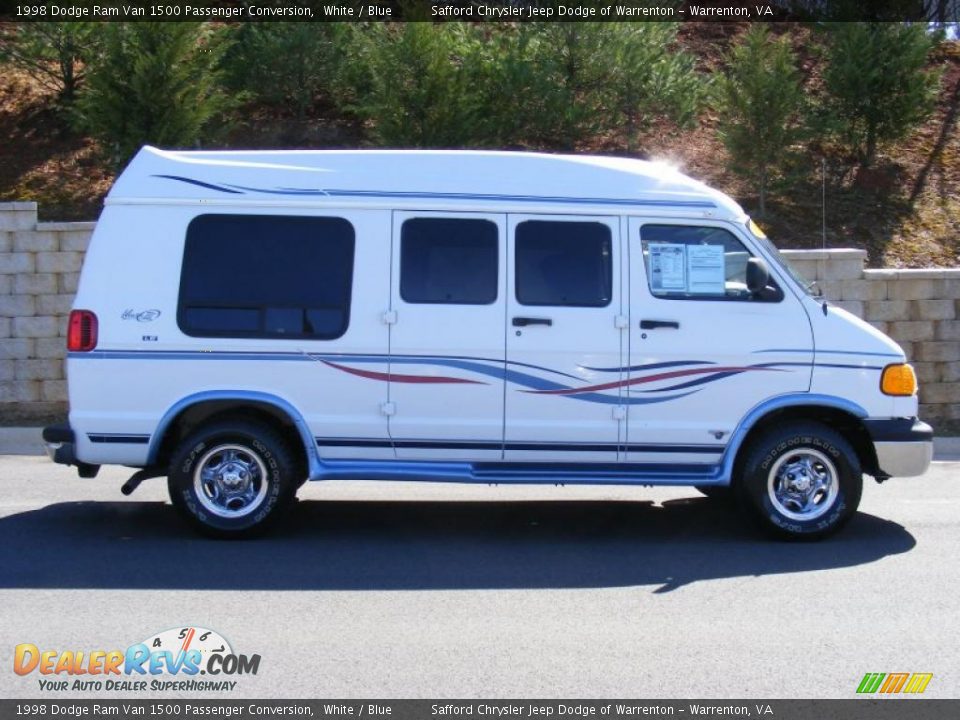 1998 Dodge Ram Van 1500 Passenger Conversion White / Blue Photo #4