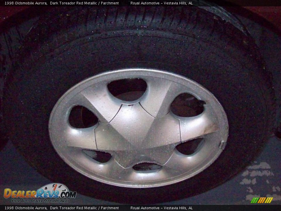 1998 Oldsmobile Aurora Dark Toreador Red Metallic / Parchment Photo #8
