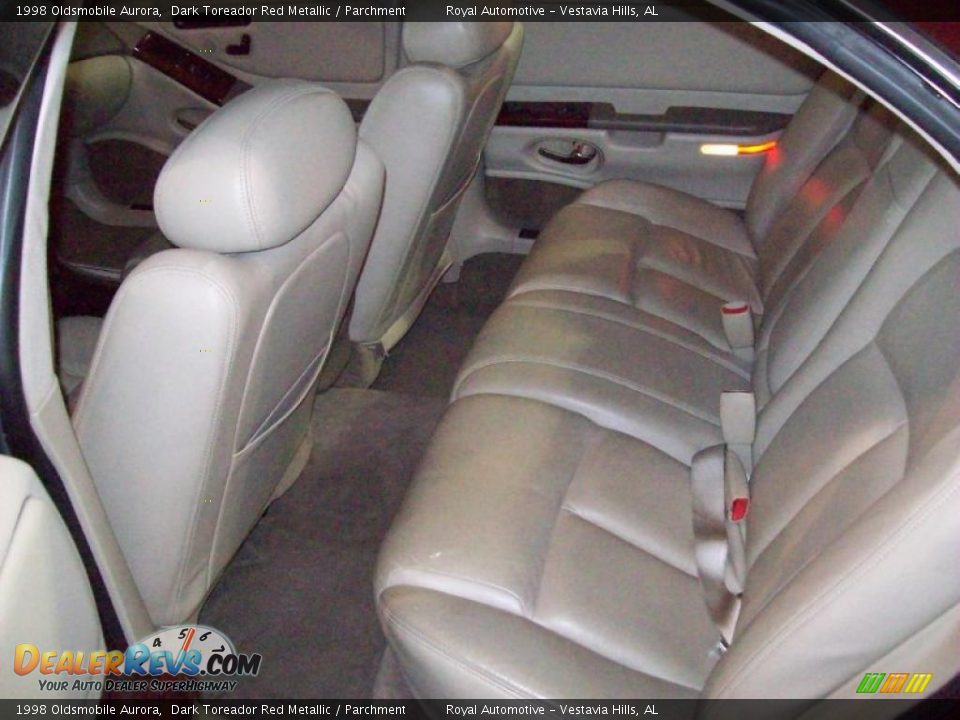 1998 Oldsmobile Aurora Dark Toreador Red Metallic / Parchment Photo #20