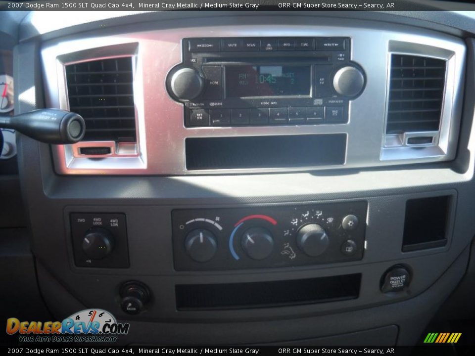 2007 Dodge Ram 1500 SLT Quad Cab 4x4 Mineral Gray Metallic / Medium Slate Gray Photo #10