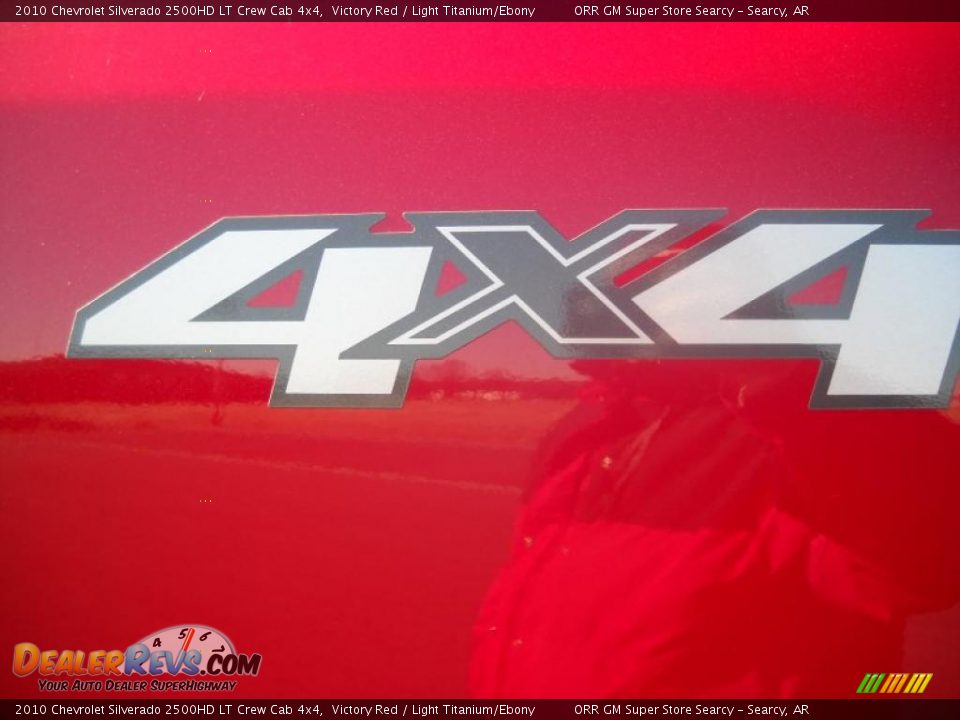 2010 Chevrolet Silverado 2500HD LT Crew Cab 4x4 Victory Red / Light Titanium/Ebony Photo #4