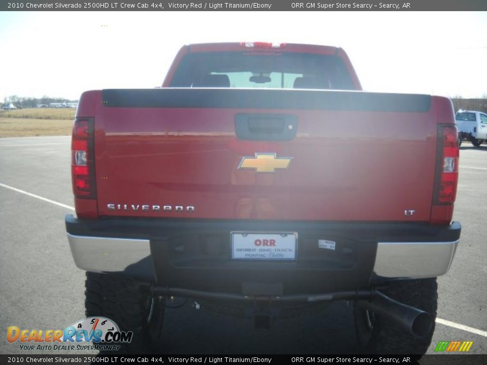 2010 Chevrolet Silverado 2500HD LT Crew Cab 4x4 Victory Red / Light Titanium/Ebony Photo #17