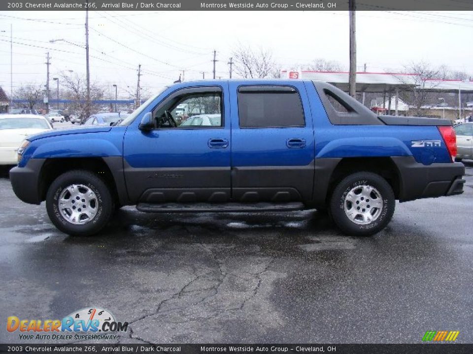 2003 Chevrolet Avalanche Z66 Arrival Blue / Dark Charcoal Photo 2