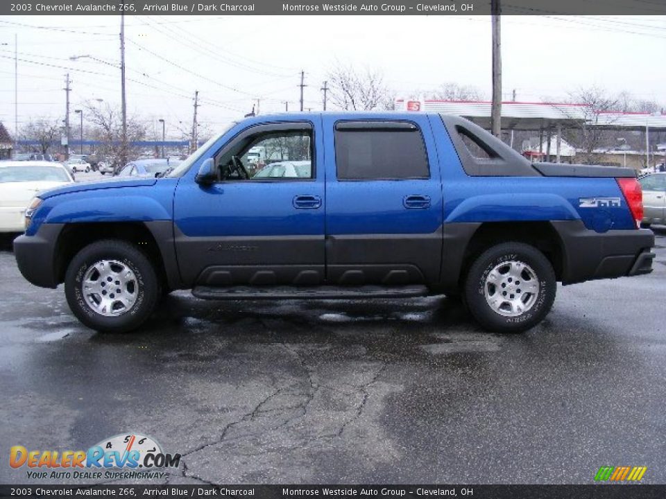 2003 Chevrolet Avalanche Z66 Arrival Blue / Dark Charcoal Photo #2