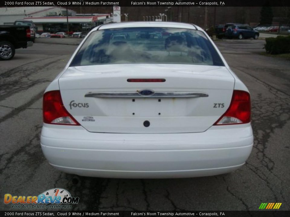 2000 Ford Focus ZTS Sedan Cloud 9 White / Medium Parchment Photo #3