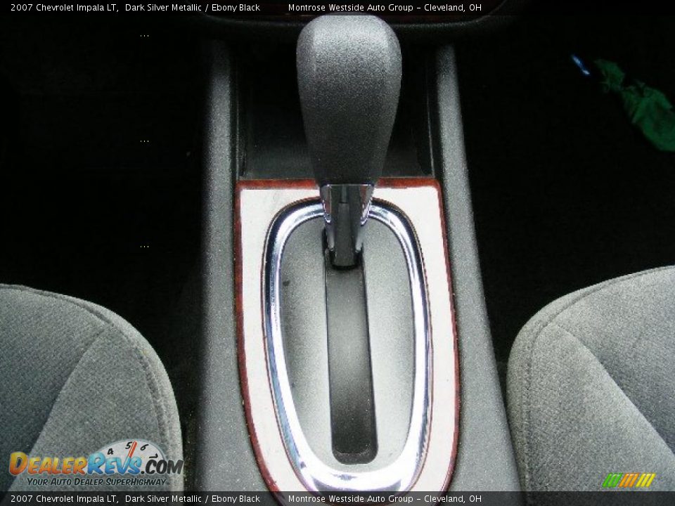 2007 Chevrolet Impala LT Dark Silver Metallic / Ebony Black Photo #22