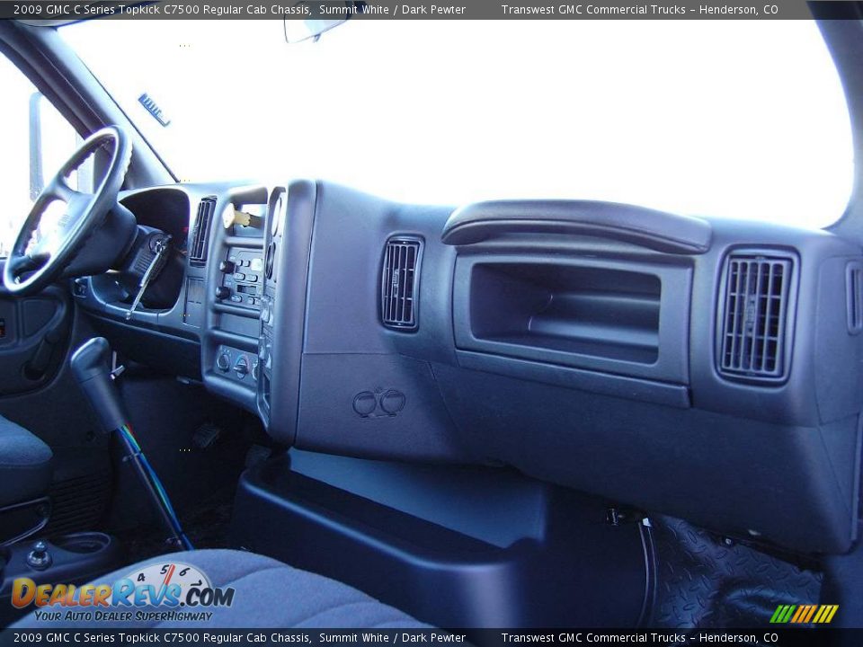 2009 GMC C Series Topkick C7500 Regular Cab Chassis Summit White / Dark Pewter Photo #18