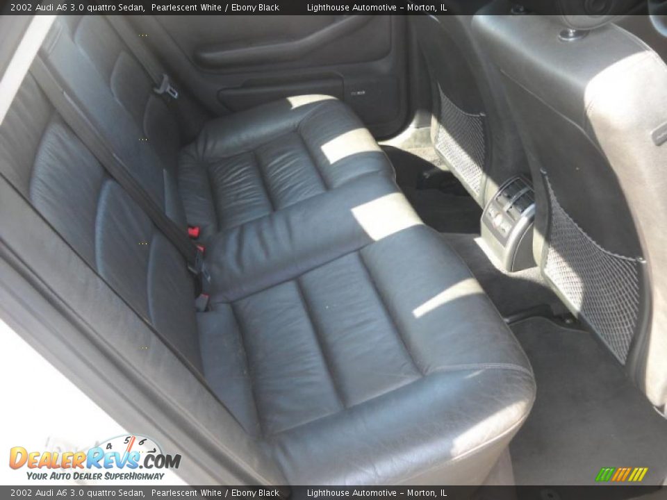 2002 Audi A6 3.0 quattro Sedan Pearlescent White / Ebony Black Photo #26