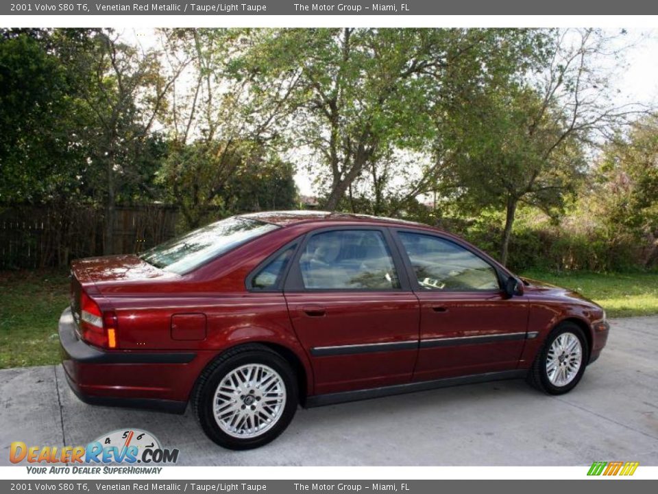 2001 Volvo S80 T6 Venetian Red Metallic / Taupe/Light Taupe Photo #10