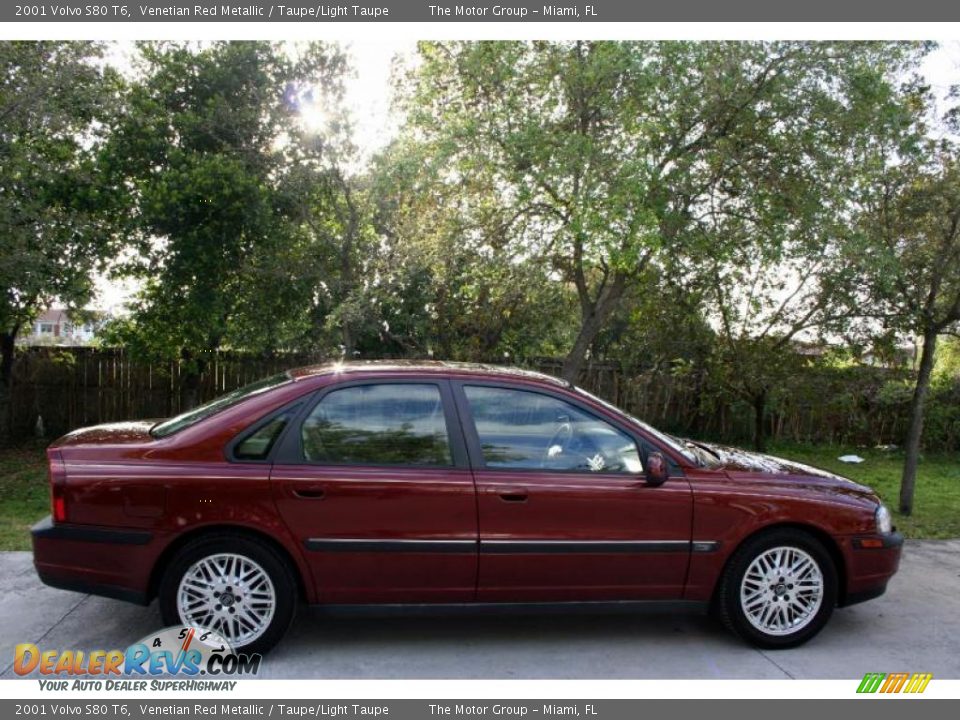 2001 Volvo S80 T6 Venetian Red Metallic / Taupe/Light Taupe Photo #11