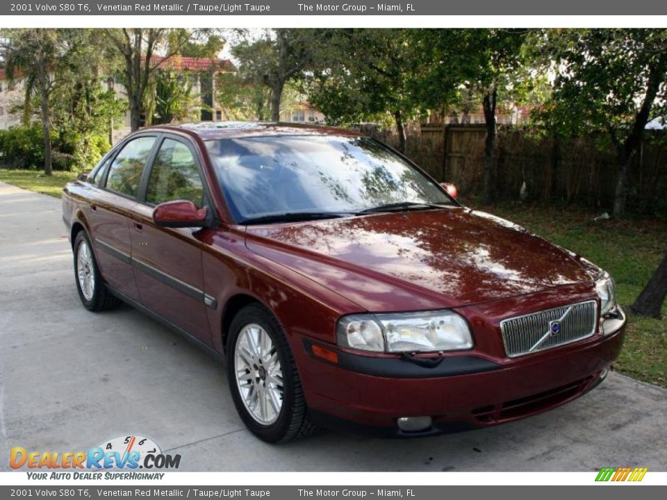 2001 Volvo S80 T6 Venetian Red Metallic / Taupe/Light Taupe Photo #14