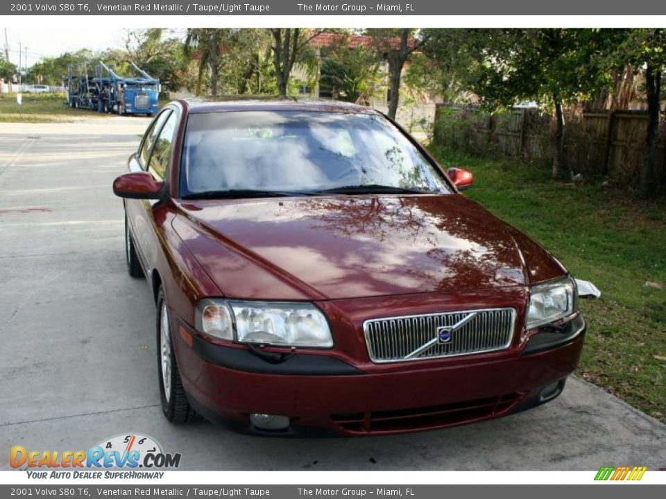 2001 Volvo S80 T6 Venetian Red Metallic / Taupe/Light Taupe Photo #15