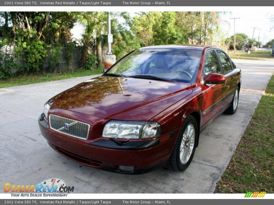 2001 Volvo S80 T6 Venetian Red Metallic / Taupe/Light Taupe Photo #18