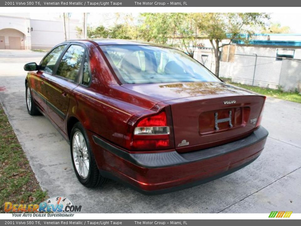 2001 Volvo S80 T6 Venetian Red Metallic / Taupe/Light Taupe Photo #19