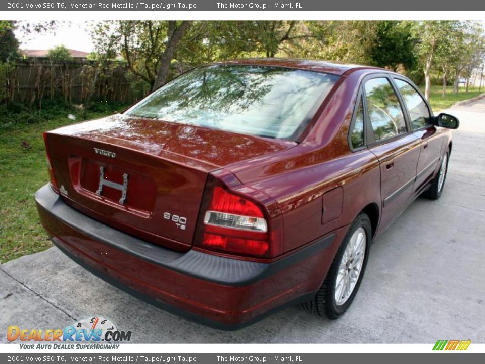 2001 Volvo S80 T6 Venetian Red Metallic / Taupe/Light Taupe Photo #20