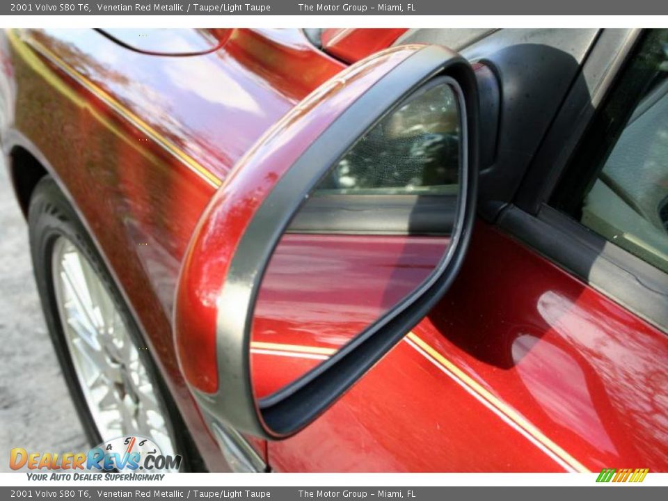 2001 Volvo S80 T6 Venetian Red Metallic / Taupe/Light Taupe Photo #21