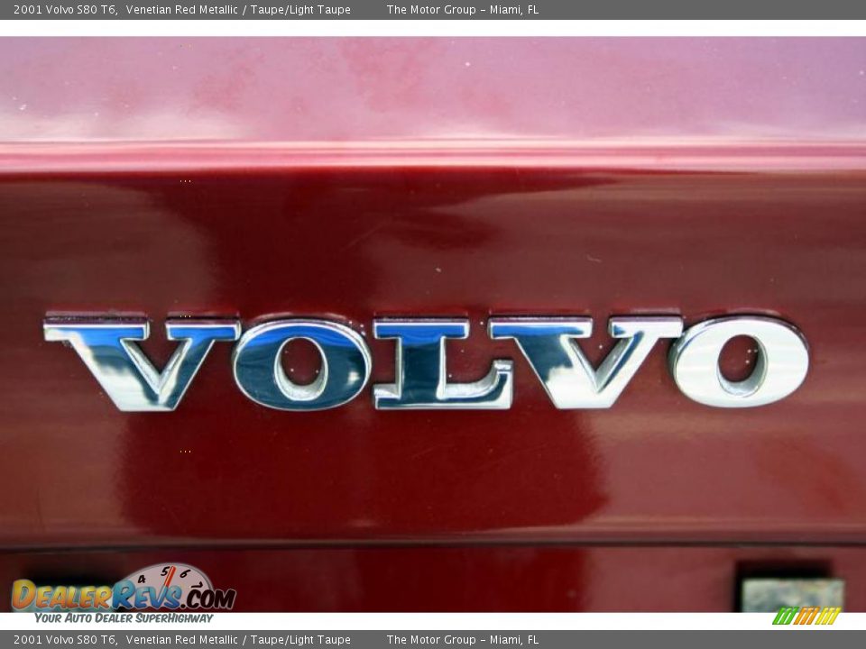2001 Volvo S80 T6 Venetian Red Metallic / Taupe/Light Taupe Photo #28