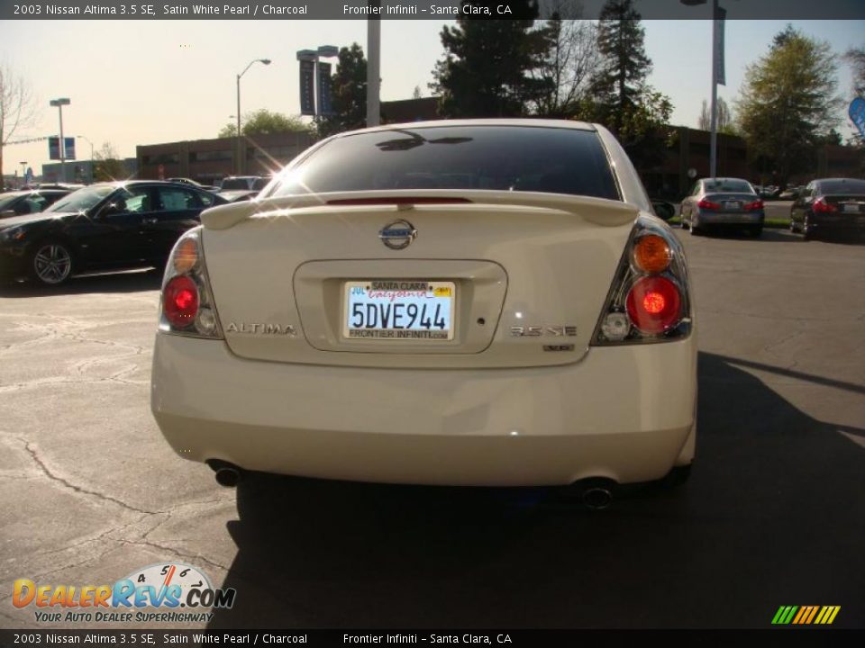 2003 Nissan Altima 3.5 SE Satin White Pearl / Charcoal Photo #4