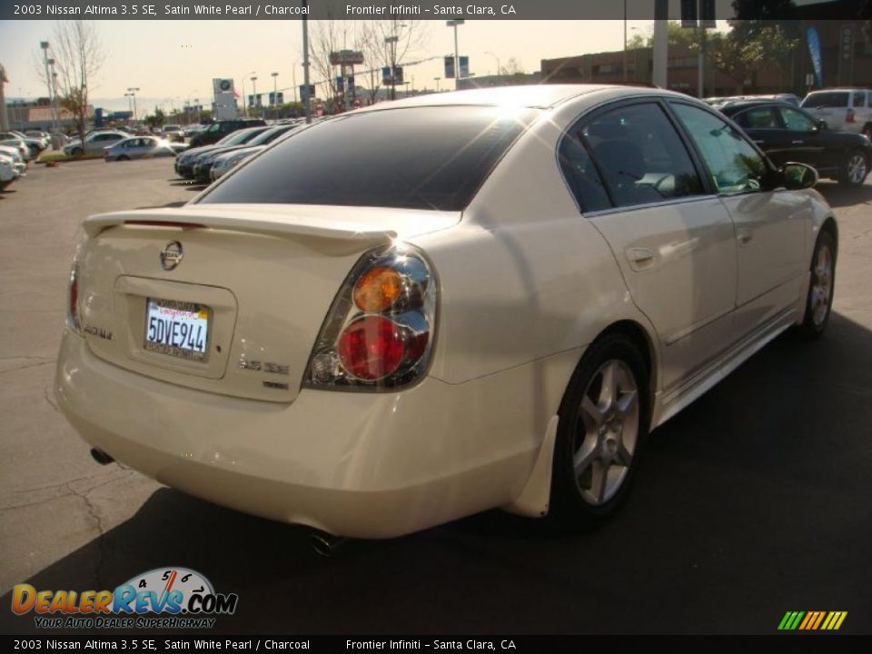 2003 Nissan Altima 3.5 SE Satin White Pearl / Charcoal Photo #5