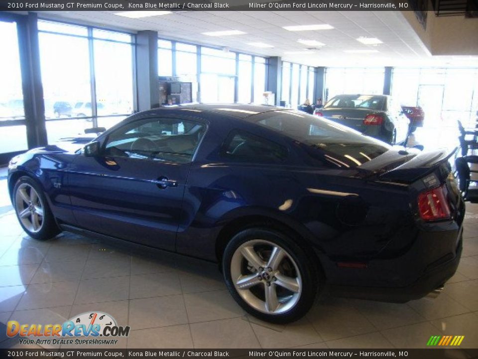 2010 Ford Mustang GT Premium Coupe Kona Blue Metallic / Charcoal Black Photo #4