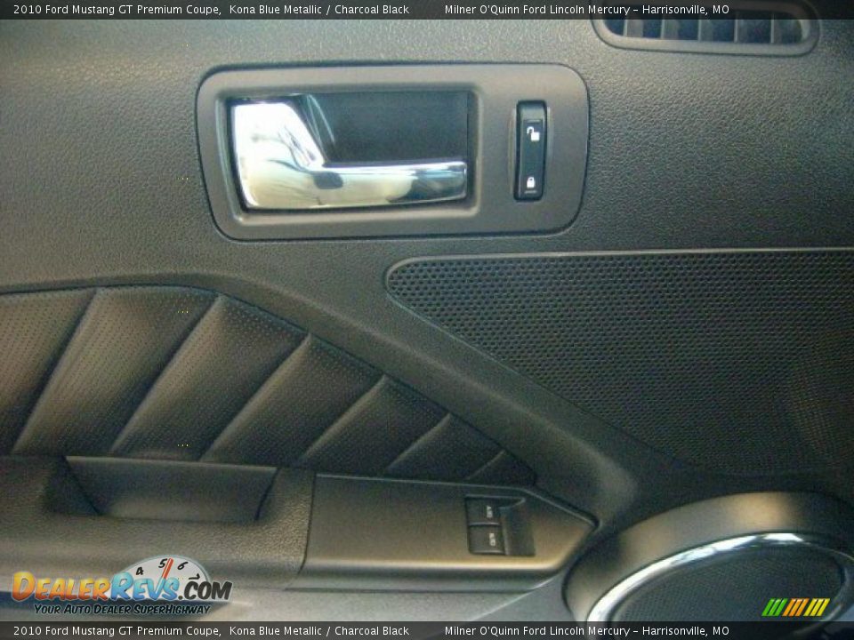 2010 Ford Mustang GT Premium Coupe Kona Blue Metallic / Charcoal Black Photo #12