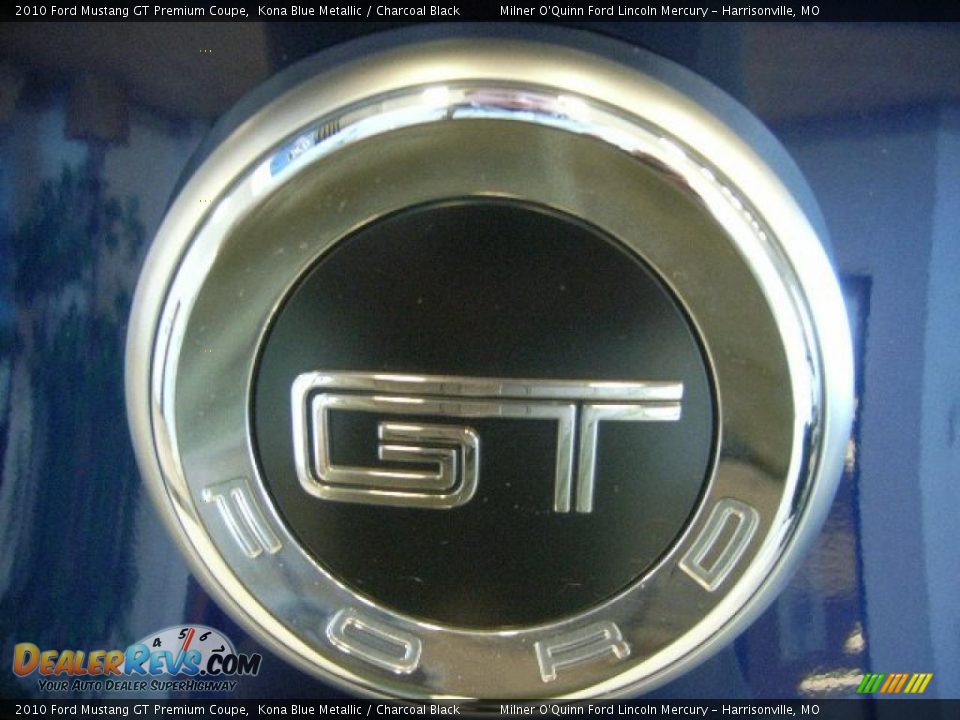 2010 Ford Mustang GT Premium Coupe Kona Blue Metallic / Charcoal Black Photo #24